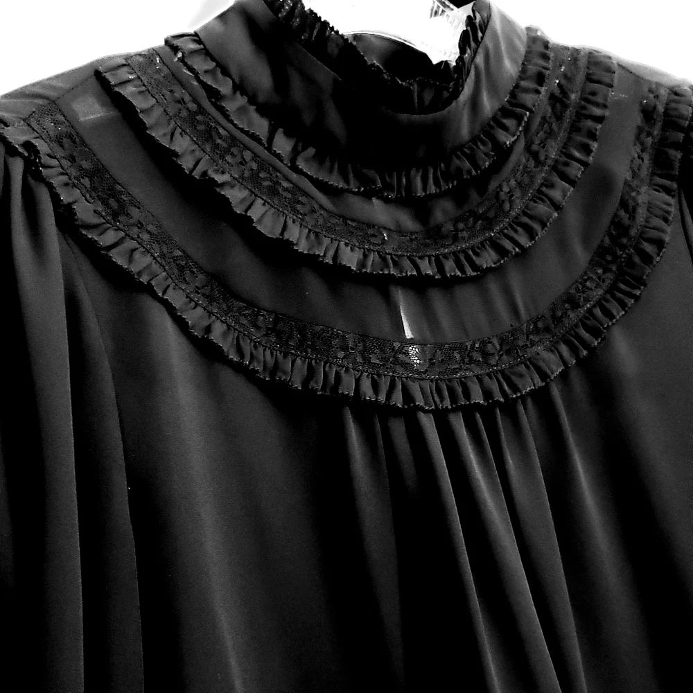 Nwot Kate Spade Black Longsleeve Highneck Ruffled Blouse